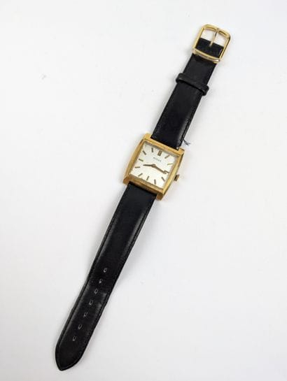 NISUS
Montre bracelet en or jaune 750 ‰,...