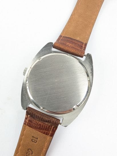 AIRAIN
Montre bracelet homme en acier chromé,...
