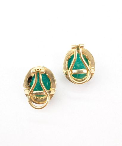 PAIRE de CLIPS d'oreilles en or jaune 750...