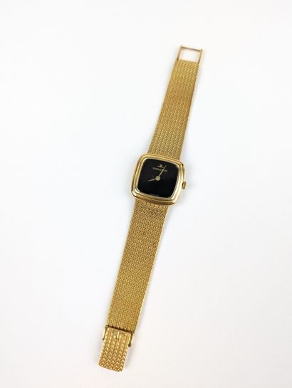 JAEGER LECOULTRE 
Montre bracelet en or jaune...