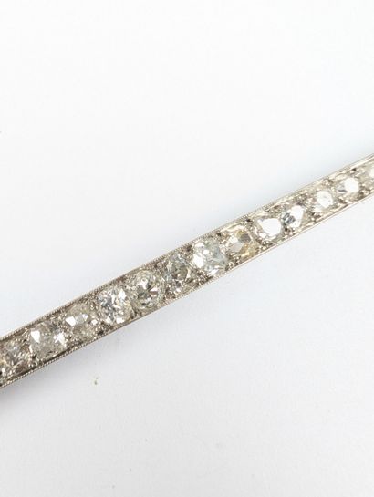 Broche barrette en platine 950 ‰ mention...