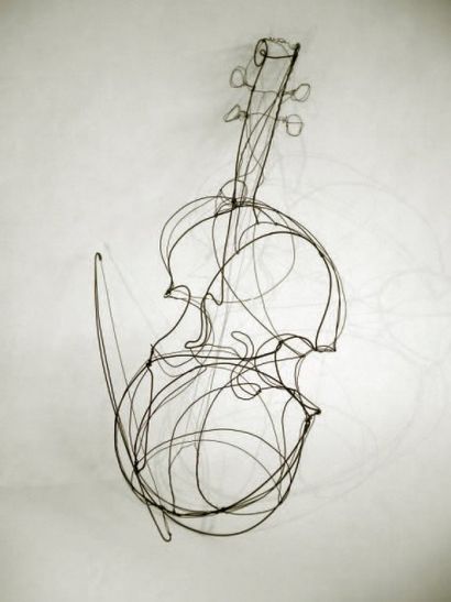 PAOLI MYRIAM
Le violon (2008). Sculpture...