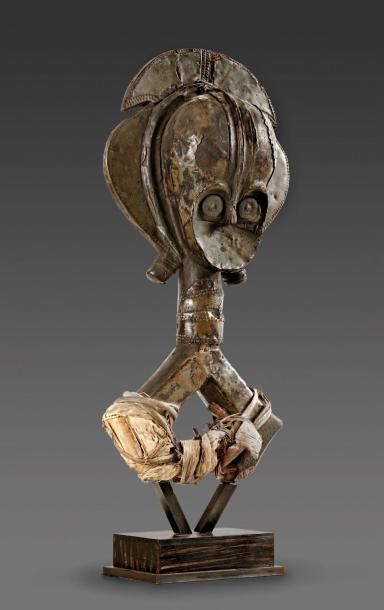 Figure de reliquaire MBULU NGULU KOTA, groupe...