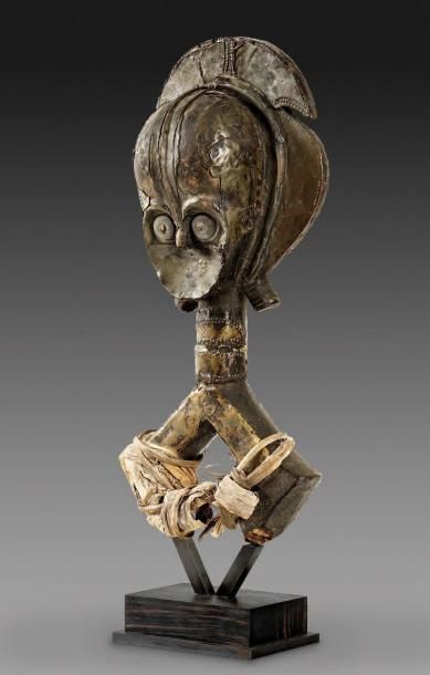 Figure de reliquaire MBULU NGULU KOTA, groupe...