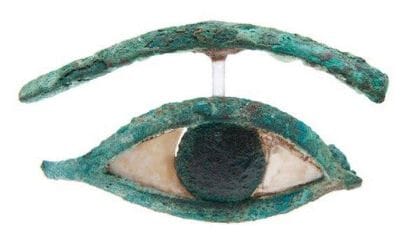 Oeil et sourcil Bronze et calcaire, provenant...
