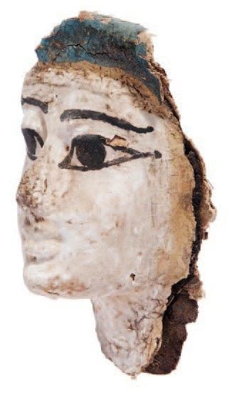 Masque de sarcophage Bois stuqué et peint...