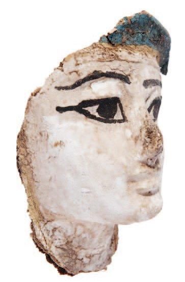 Masque de sarcophage Bois stuqué et peint...