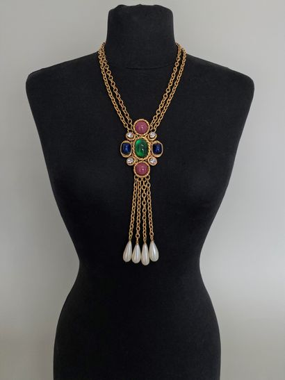 CHANEL Gold-plated metal necklace with 2...