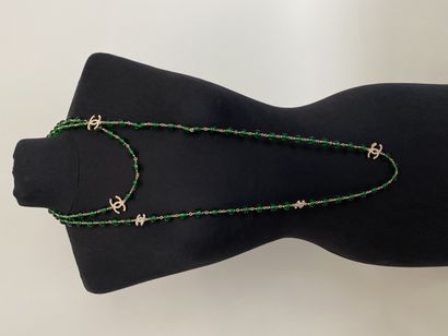 CHANEL Long necklace in silver patinated...