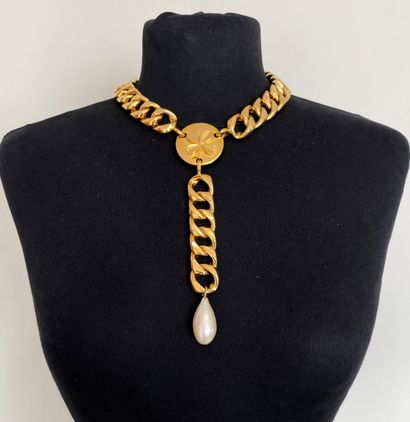 
CHANEL Gold-plated chain link necklace with...