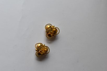 LINA BARETTI pour CHANEL Paire de clips d'oreilles...