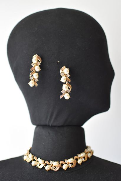 LINA BARETTI pour CARVEN Demi parure composée...