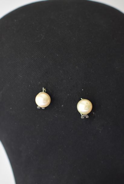 LINA BARETTI pour CHANEL Paire de clips d'oreilles...