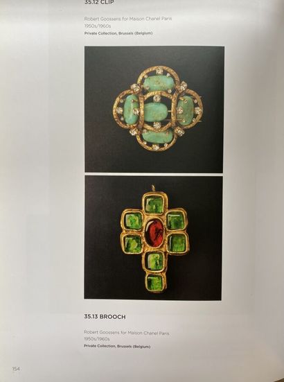 CHANEL par ROBERT GOOSSENS Broche écusson...
