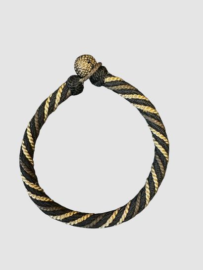 YVES SAINT LAURENT Haute Couture Collier...