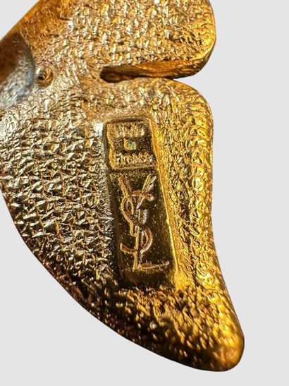 YVES SAINT LAURENT Made in France par ROBERT...