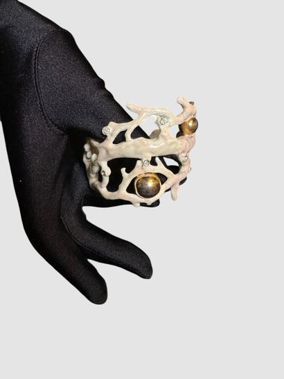 YVES SAINT LAURENT Haute Couture par ROBERT...