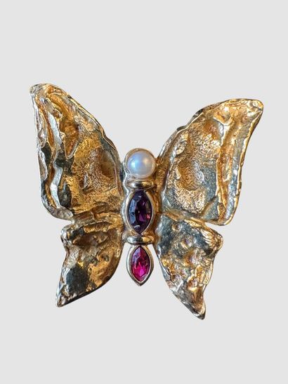 YVES SAINT LAURENT Made in France par ROBERT...