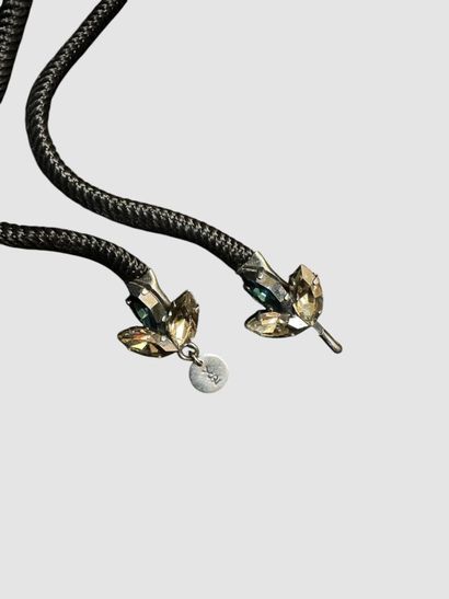 YVES SAINT LAURENT Collier cordonnet noir...