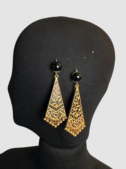 YVES SAINT LAURENT Haute Couture Paire de...