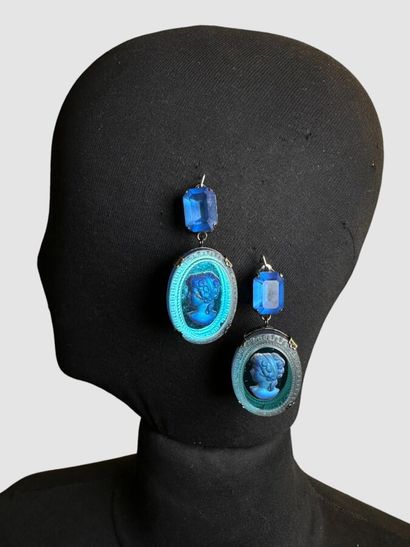 YVES SAINT LAURENT Paire de clip d'oreilles...
