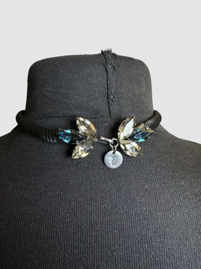 YVES SAINT LAURENT Collier cordonnet noir...