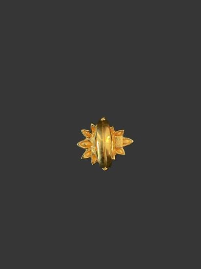 YVES SAINT LAURENT Heart flower ring in gilded...