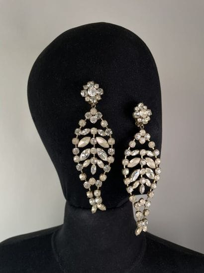 YVES SAINT LAURENT Haute Couture Pair of...