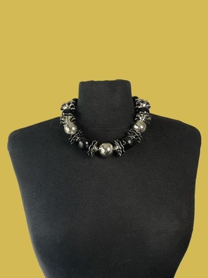 YVES SAINT LAURENT Haute couture Necklace...