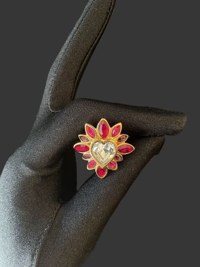 YVES SAINT LAURENT Heart flower ring in gilded...