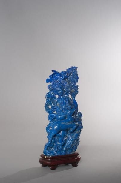 CHINE
Sujet en lapis lazuli représentant...