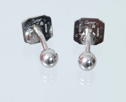 CARTIER n° M40027 

Paire de boutons de manchette...