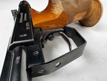 **Catégorie B.** Pistolet de tir à un coup...