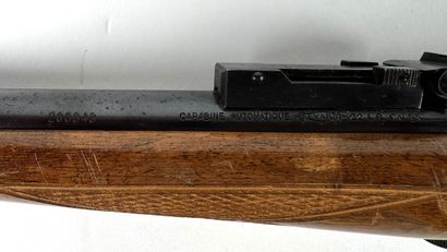 **Catégorie B.** Une carabine automatique...