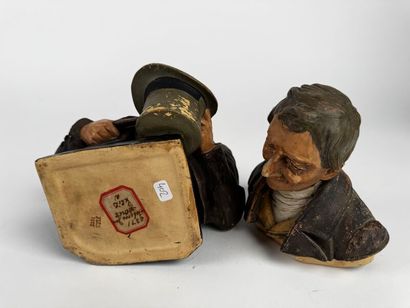 Tobacco jar.

Polychrome terracotta - Bohemia...