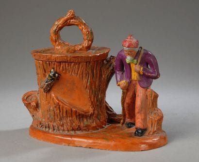 Tobacco jar
Terracotta, 20th century
A figure...
