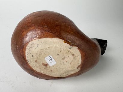 Pipe-shaped tobacco jar. Glazed terracotta....