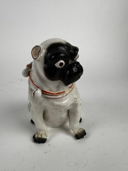 Tobacco jar.
Glazed porcelain pug - Saxony...