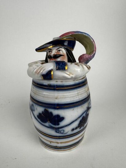 Pot à tabac
Porcelaine deuxième moitié XIXe...