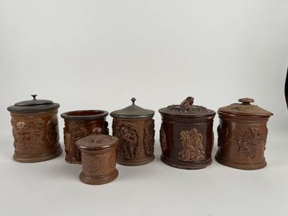 Lot de plusieurs pots à tabac
Grès XIXe siècle,...