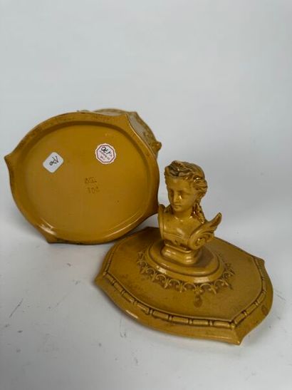 Oval-shaped tobacco jar in an antique style,...
