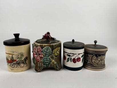 Réunion de pots à tabac
Grès vernissé seconde...