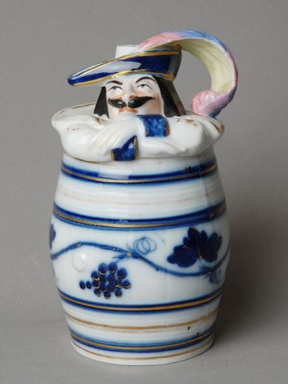 Pot à tabac
Porcelaine deuxième moitié XIXe...