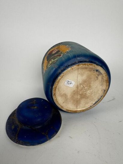 A tobacco jar made of crackled porcelain,...