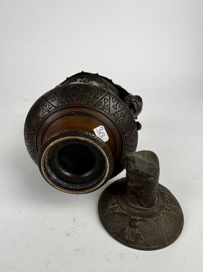 Tobacco jar.
Bronze, gilded on the inside,...