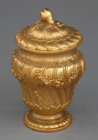 Small gilded bronze tobacco jar in the shape...