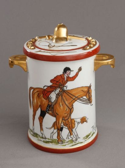 Urn-shaped pot decorated with a hunting scene...