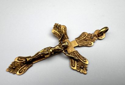 Croix en or 18 d 2,7 g net environ. Époque...