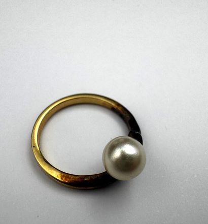 Bague vermeil et perles 1,8 g brut env 
taille...