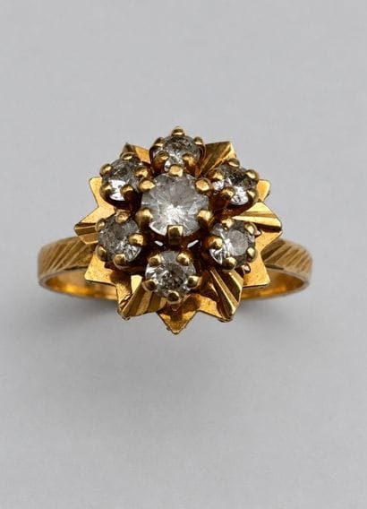 Bague or simili diamants 2,6 g brut
taille...